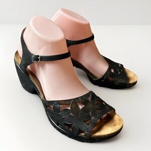 Women’s Dansko Coquette Black leather ankle Strap Wedge Sandal EU 39 US 9